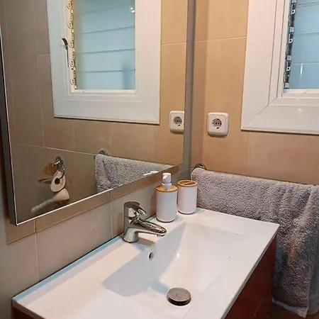 A 5' De La Playa Apartment Premia De Mar