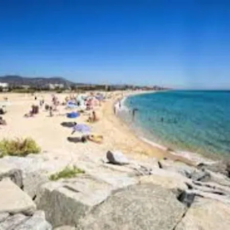 Apartment A 5' De La Playa Premia De Mar
